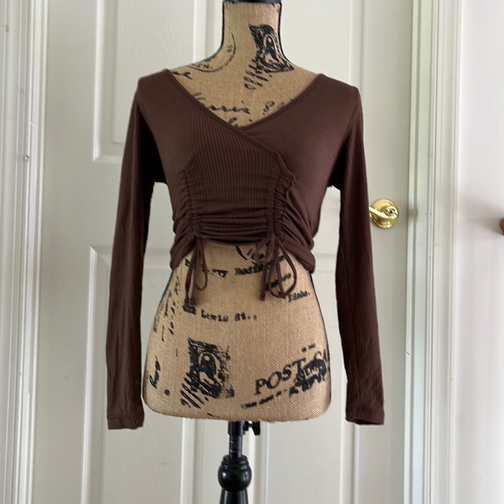 Tie Front Rouched Long Sleeve